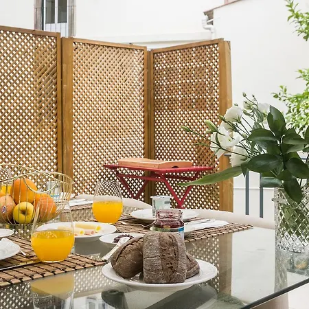Appartement Empire Building By Homing