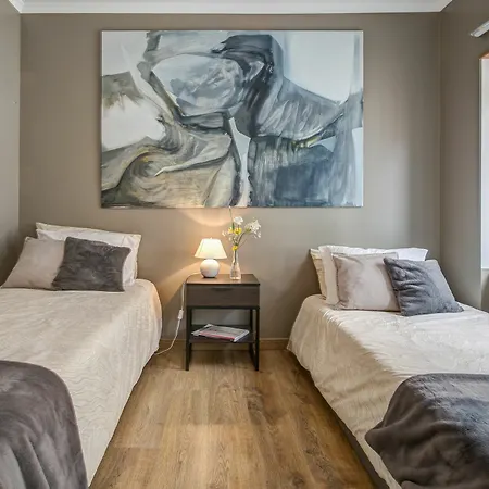 Appartement Empire Building By Homing